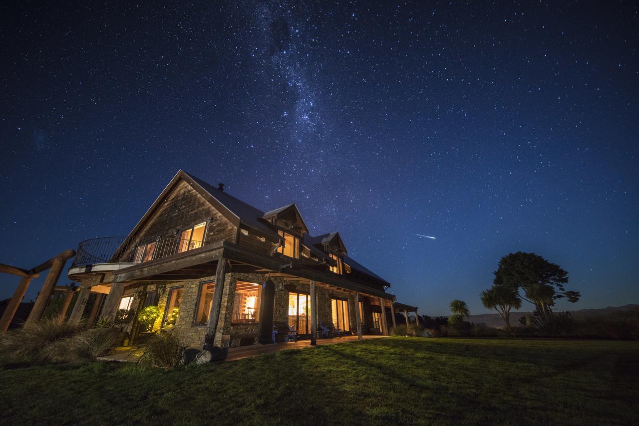 Tree House Lodge Bed & Breakfast Cheviot Ngoại thất bức ảnh